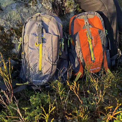 Vandringsryggsäck 40L – Lätt, vattentålig & bekväm