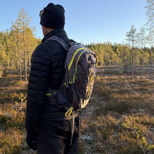 Vandringsryggsäck 40L – Lätt, vattentålig & bekväm