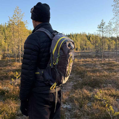 Vandringsryggsäck 40L – Lätt, vattentålig & bekväm